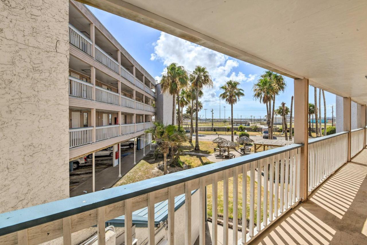 Beachside Corpus Christi Condo With Amenities! エクステリア 写真