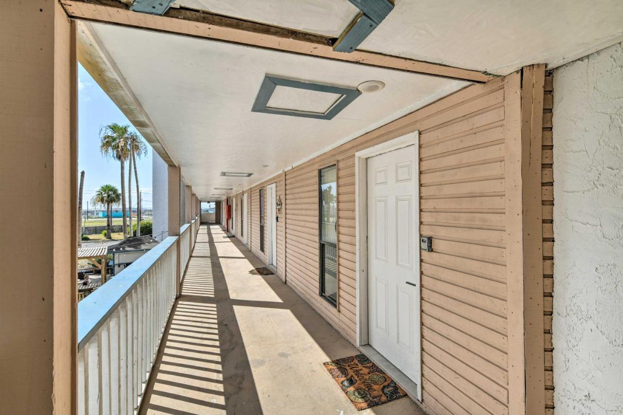 Beachside Corpus Christi Condo With Amenities! エクステリア 写真